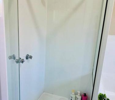 Horsham Apartment | Horsham Unit 1 Paddy's Golden Patch