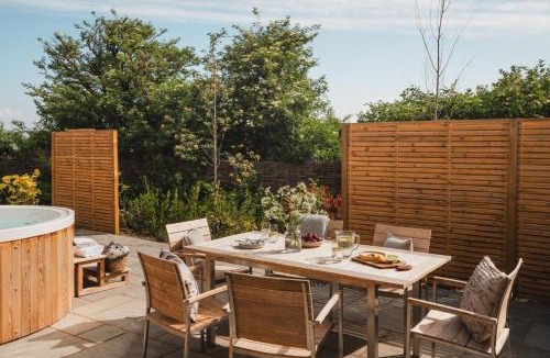 Beckhampton House | Horslip