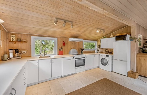 Hou House | "Horsten" - from the sea by Interhome
