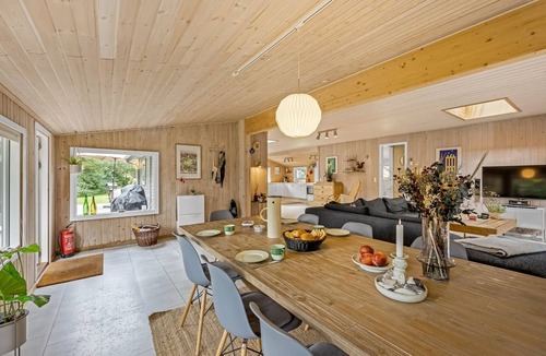 Hou House | "Horsten" - from the sea by Interhome