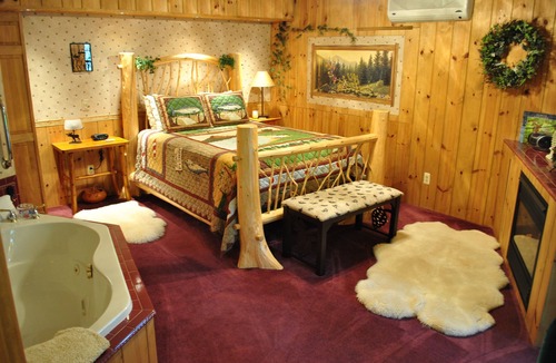 Charlevoix Bed & Breakfast | Horton Creek Inn B&B