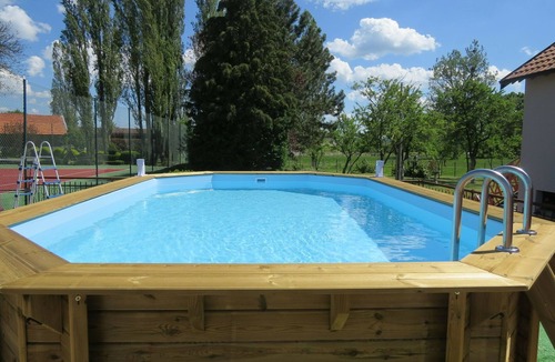 Gondrecourt-le-Chateau House | Horville Garden Retreat