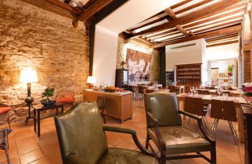 Villafranca Hotel | Hospedería de Alesves