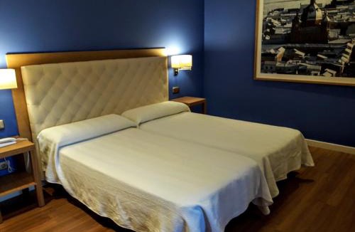 San Carlos del Valle Hotel | Hospedería Santa Elena