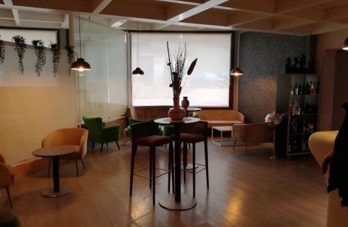 Tramacastilla Hotel | Hospederia El Batan