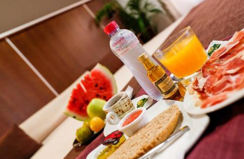 Villanueva del Arzobispo Hotel | Hospedium Hotel Plaza Manjón