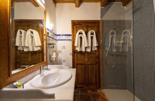 Aranda de Duero Hotel | Hospedium Hostería Rural Isabel La Católica