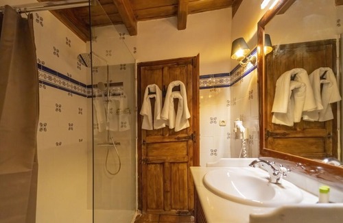 Aranda de Duero Hotel | Hospedium Hostería Rural Isabel La Católica