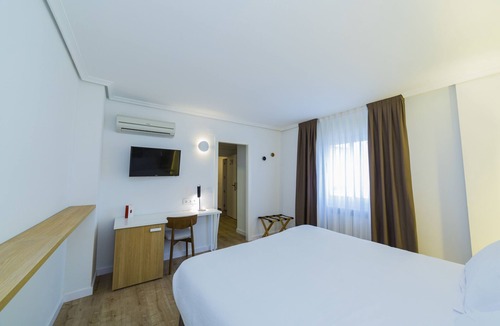 Casas-Ibanez Hotel | Hospedium Hotel Cañitas Maite Gastronómico
