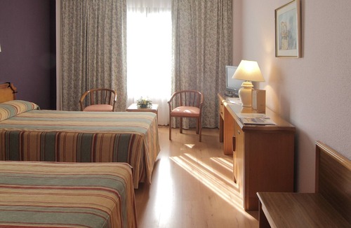 Magaz de Pisuerga Hotel | Hospedium Hotel Europa Centro