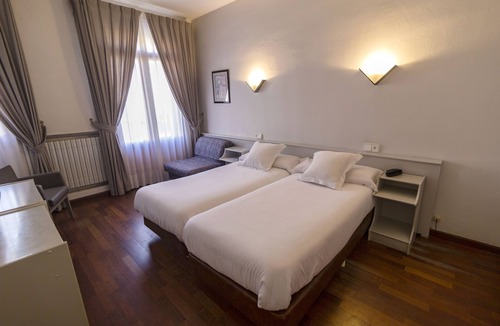 Las Ventas de Santa Lucia Hotel | Hospedium Hotel Lleida
