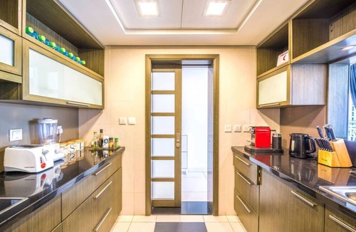 Downtown Dubai Apartment | Hospitality Expert LW202 D Mall Opera Fountain