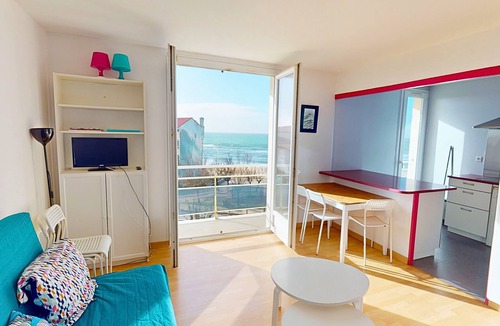 Soorts-Hossegor Apartment | Hossegor Seafront, apartment with amasing sea view