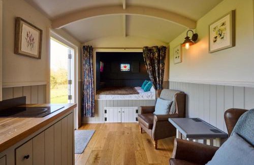 Marsham Ski Chalet | Host and Stay - Florence