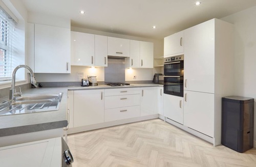 Canterbury House | Host and Stay | The Cosy Corner