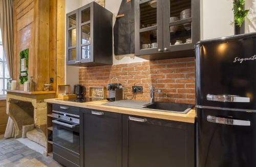 Old Lyon Apartment | Host Inn Nifty Sūite