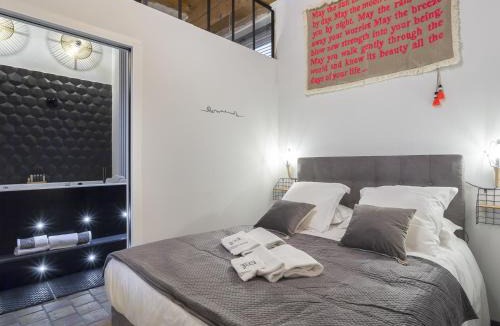 Old Lyon Apartment | Host Inn Nifty Sūite