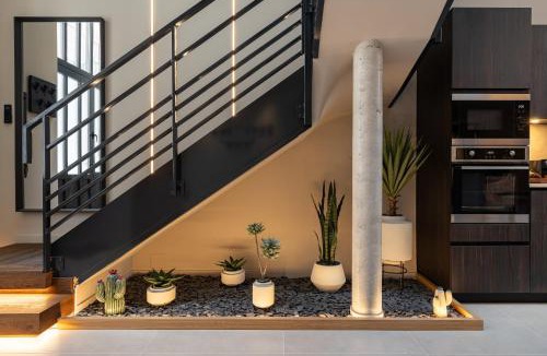 1st Arrondissement House | Host Inn Wow House