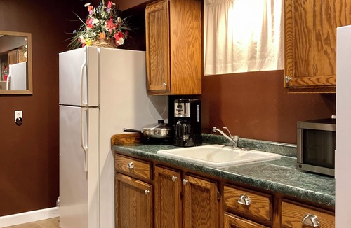 Honey Creek Apartment | Host On-Site: Ground Floor of Duplex Home
