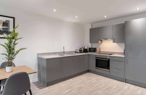 Taunton Apartment | Host & Stay | 36 Waterside Place