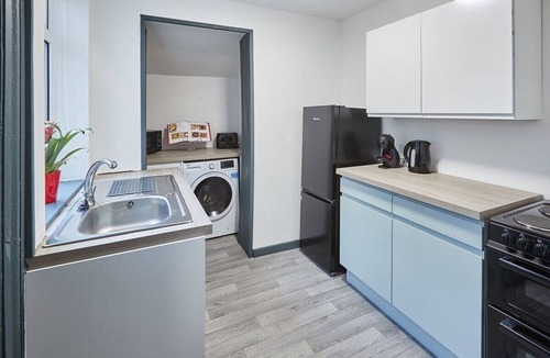 Eccles House | Host & Stay | Alma Su