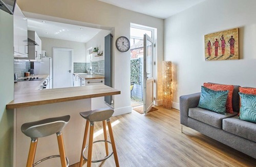 Newark House | Host & Stay | Appleton House