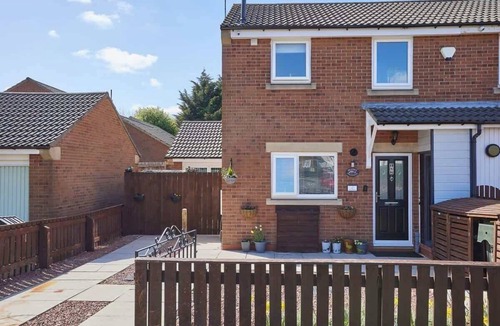 Middlesbrough House | Host & Stay | Beatrice Little Duckling