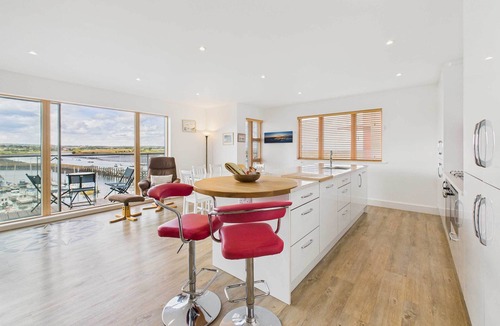 Amble Apartment | Host & Stay | Becalmed