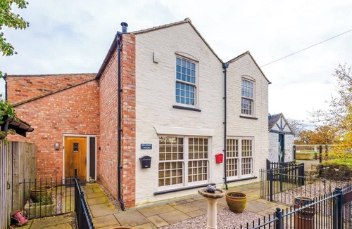 Sandbach House | Host & Stay | Belvedere House