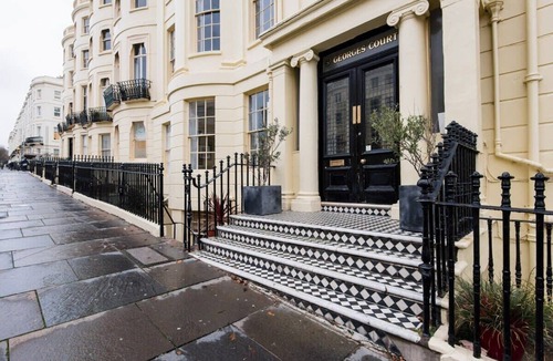 Hove Apartment | Host & Stay | Brunswick Rest