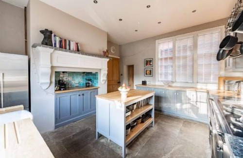 Diss House | Host & Stay | Bressingham Lodge