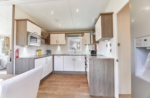 Morpeth Cabin | Host & Stay | Butterfly Lodge