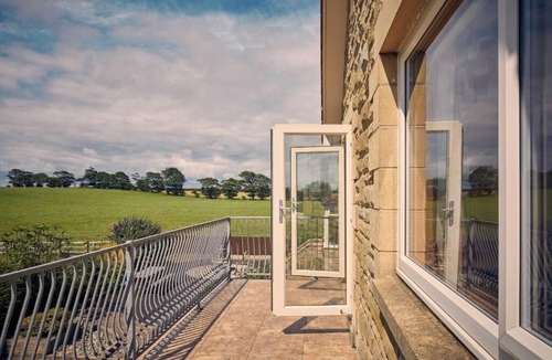North Sunderland House | Host & Stay | Cheviot View