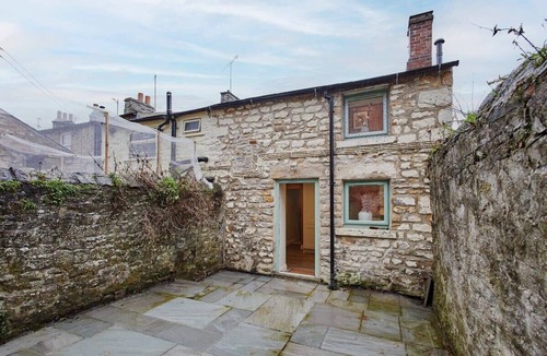 Barnard Castle House | Host & Stay | Cinnamon Cottage