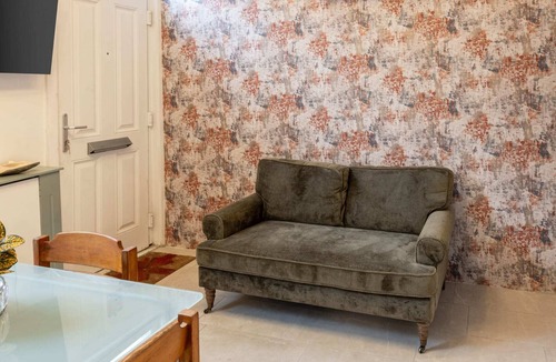 Clayton House | Host & Stay | City Aura