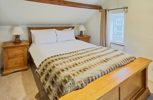 Fylingthorpe House | Host & Stay | Colcott Cottage