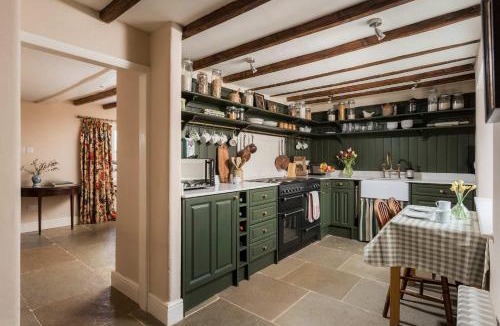 Hovingham House | Host & Stay - Corner House