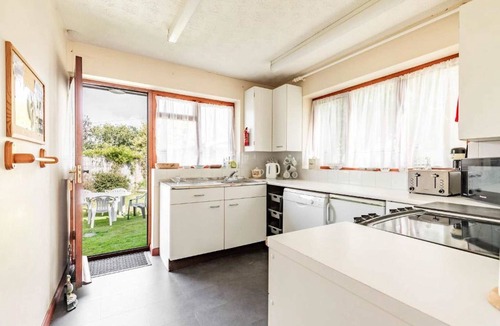 Scratby House | Host & Stay | Cransley