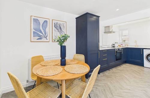 Stokesley House | Host & Stay | Cringle Cottage