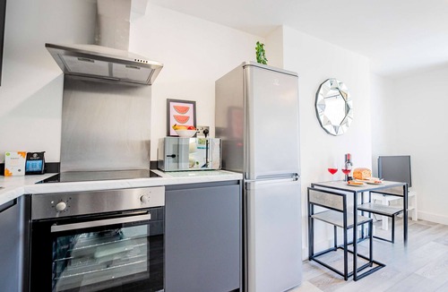 Caterham Apartment | Host & Stay | Croydon Road Apartment