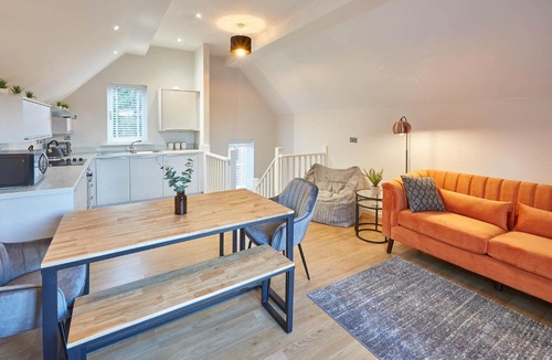 Whitby House | Host & Stay - Curlew House