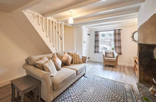 Catton House | Host & Stay | Daisy's Cottage