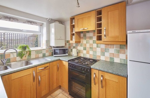 Kirkbymoorside House | Host & Stay | Dove Grey, 25 West End