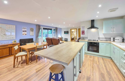 Aldborough Ski Chalet | Host & Stay | Dovecote View