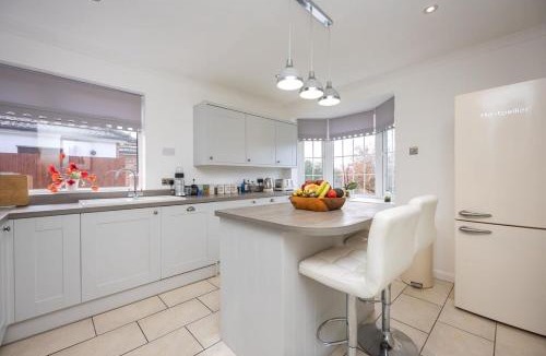 Woodingdean House | Host & Stay - Downs Valley House