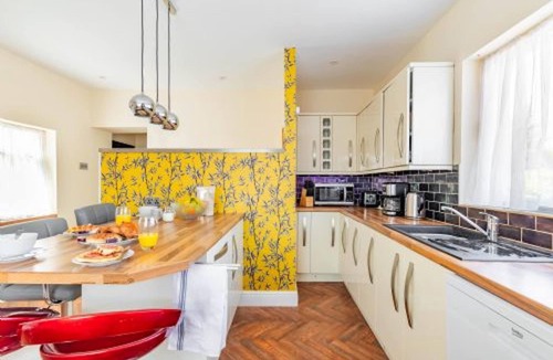 Acle Apartment | Host & Stay | Dragons Rest