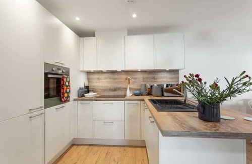 Margate Apartment | Host & Stay | Farrier William