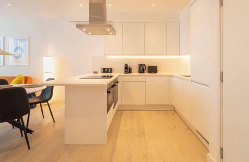 Folkestone Apartment | Host & Stay | Folk-a-Casa
