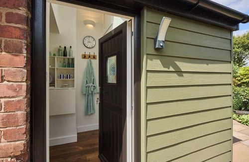 Waresley Apartment | Host & Stay | Garden Studio