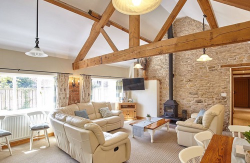 Newton-on-Rawcliffe House | Host & Stay | Swift S